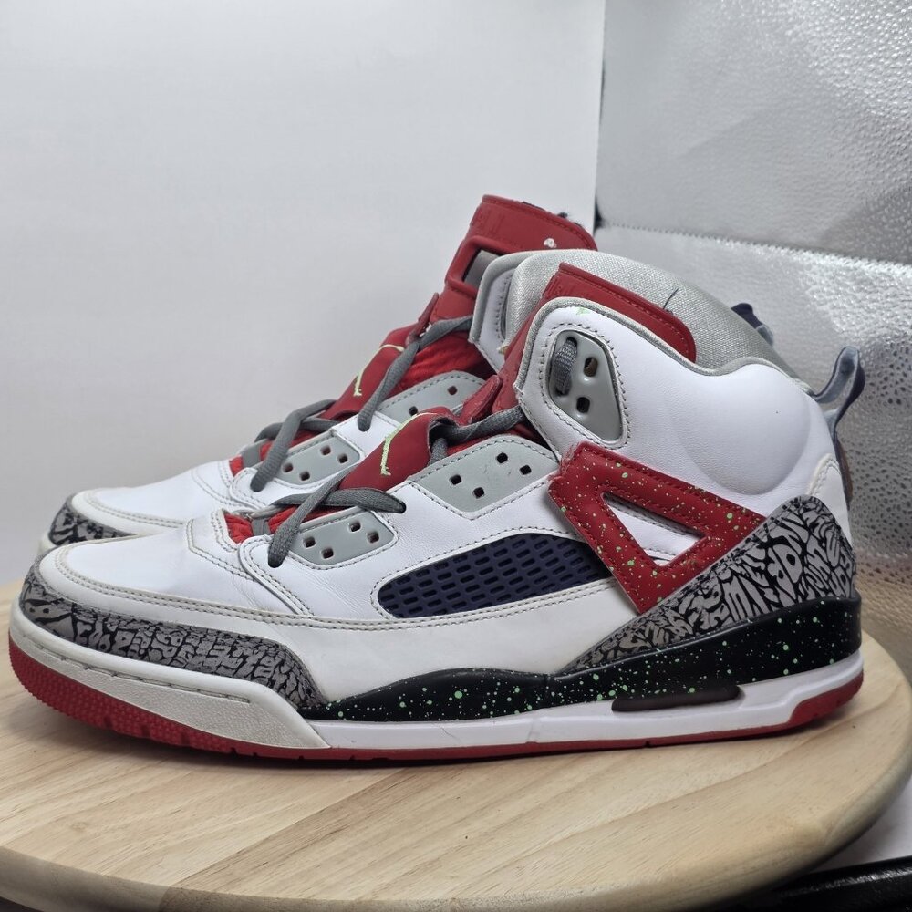 Men's size 10 - Nike Air‎ Jordan Spizike Light Poison Green 315371-132 Sneakers